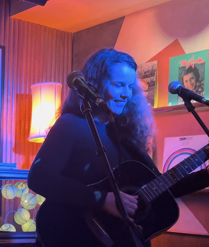 Cassandra Oscar live in Manly